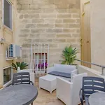 Lejlighed Modern & Stylish In Charming Town Of Bormla By 360 Estates