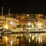 Modern & Stylish In Charming Town Of Bormla By 360 Estates * Cospicua