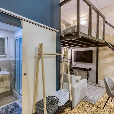 Modern & Stylish In Charming Town Of Bormla By 360 Estates Lejlighed *