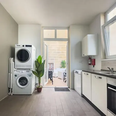 Daire Modern & Stylish In Charming Town Of Bormla By 360 Estates