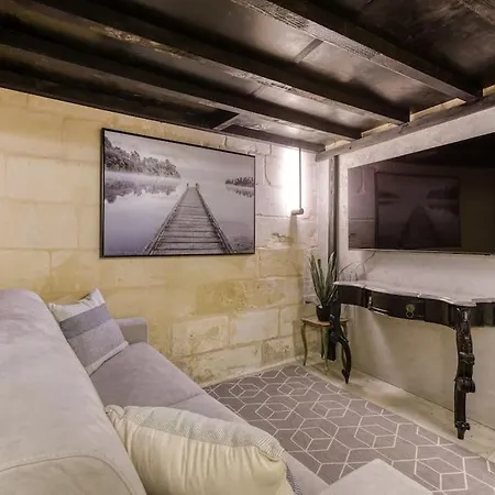Modern & Stylish In Charming Town Of Bormla By 360 Estates * Cospicua