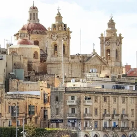 Modern & Stylish In Charming Town Of Bormla By 360 Estates * Cospicua