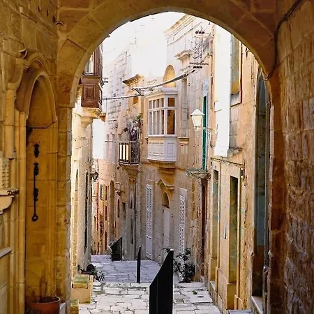 Modern & Stylish In Charming Town Of Bormla By 360 Estates