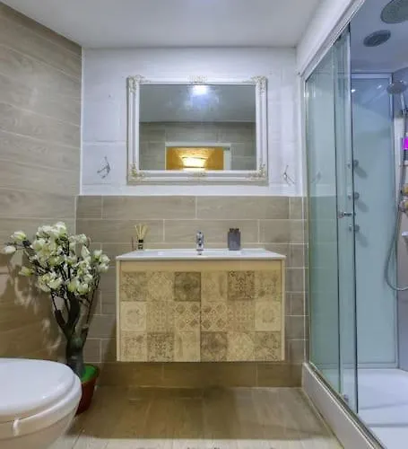 Modern & Stylish In Charming Town Of Bormla By 360 Estates 아파트 *