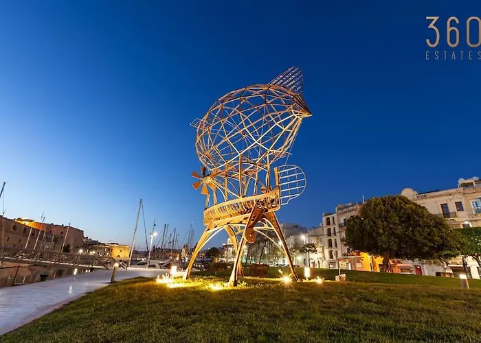 Modern & Stylish In Charming Town Of Bormla By 360 Estates 아파트