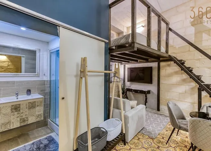 Modern & Stylish In Charming Town Of Bormla By 360 Estates 아파트 *